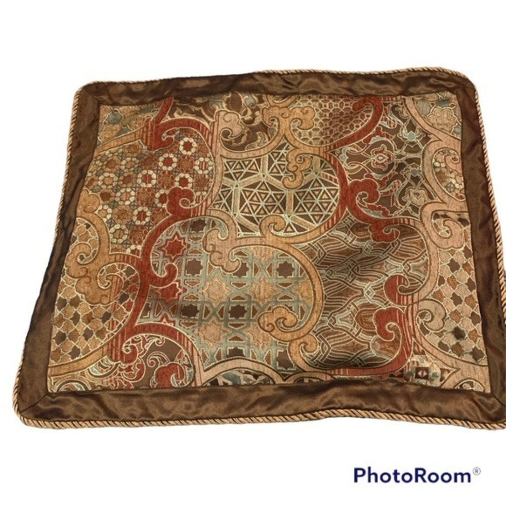 Pair of Shams‎ Earth Tones